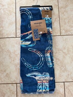 NWT Wrangler Blue Southwestern Print Beach Towel